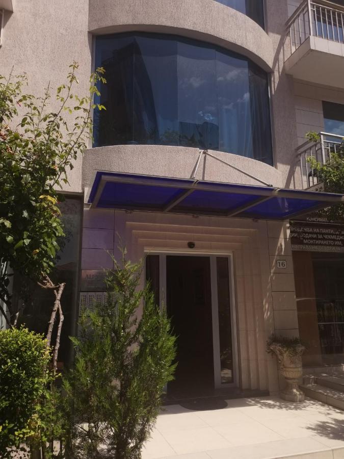 Alexandrov Plaza Studio Apartment Nesebar Exterior photo